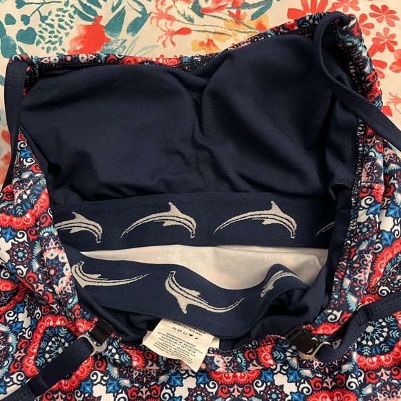 Like new tankini top. - Picture 5 of 6